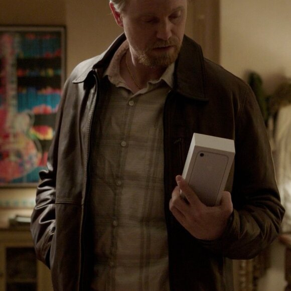 VintageMarc New York Medium Brown Leather Jacket (Worn on the set of Good Girls) - Picture 5 of 5